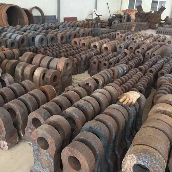 制砂機錘頭生產(chǎn)現(xiàn)場 制砂機錘頭生產(chǎn)現(xiàn)場